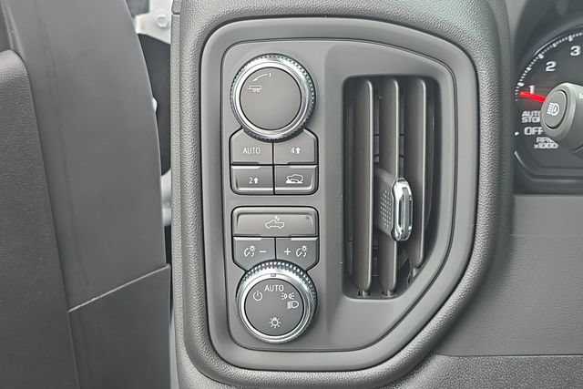 Used 2025 GMC Sierra 1500 Pro w/ Pro Value Package AWD/4WD image 17