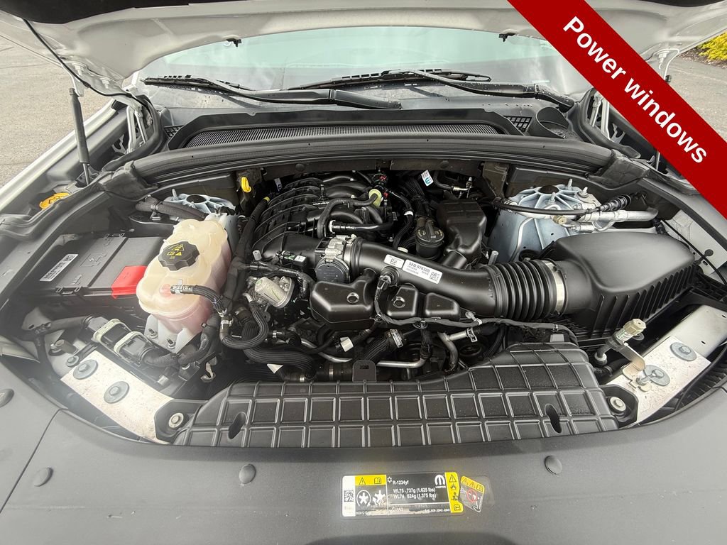 Used 2023 Jeep Grand Cherokee Limited w/ Black Appearance Package AWD/4WD image 50