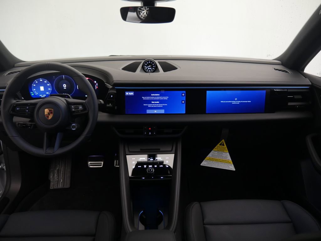 New 2026 Porsche Macan 4 Electric AWD/4WD image 33