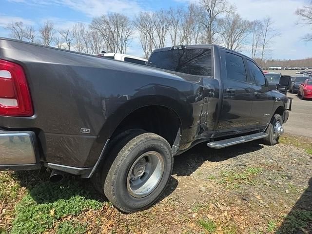 Certified 2024 RAM 3500 Big Horn w/ Bed Utility Group AWD/4WD image 3