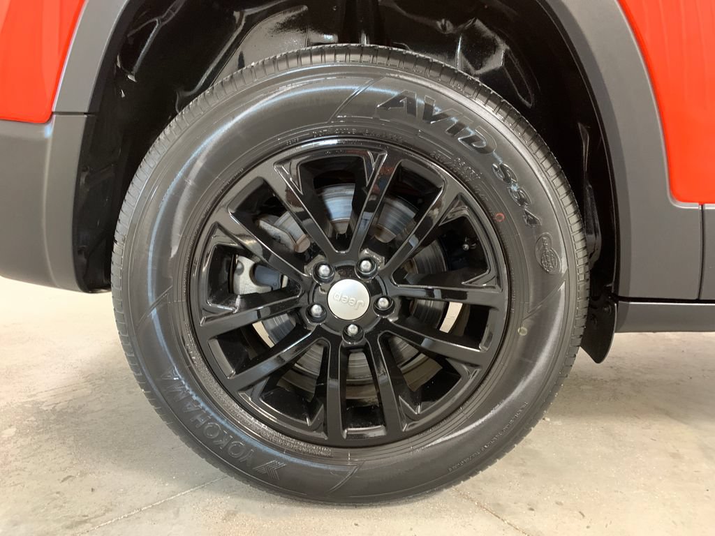 Used 2021 Jeep Cherokee Latitude Lux AWD/4WD image 27