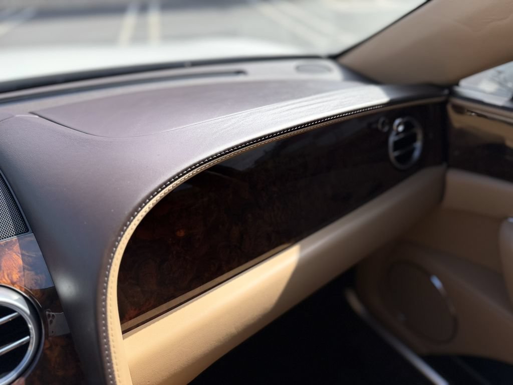 Used 2018 Bentley Flying Spur S V8 AWD/4WD image 26
