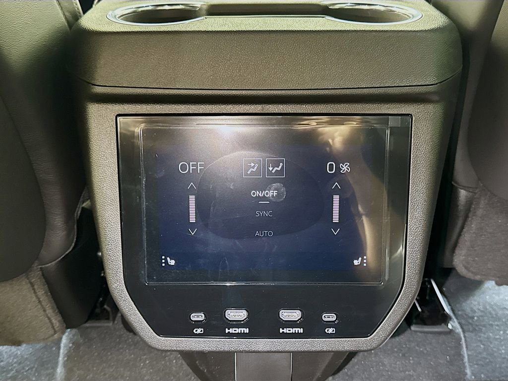 New 2026 GMC Yukon XL AT4 Ultimate image 14