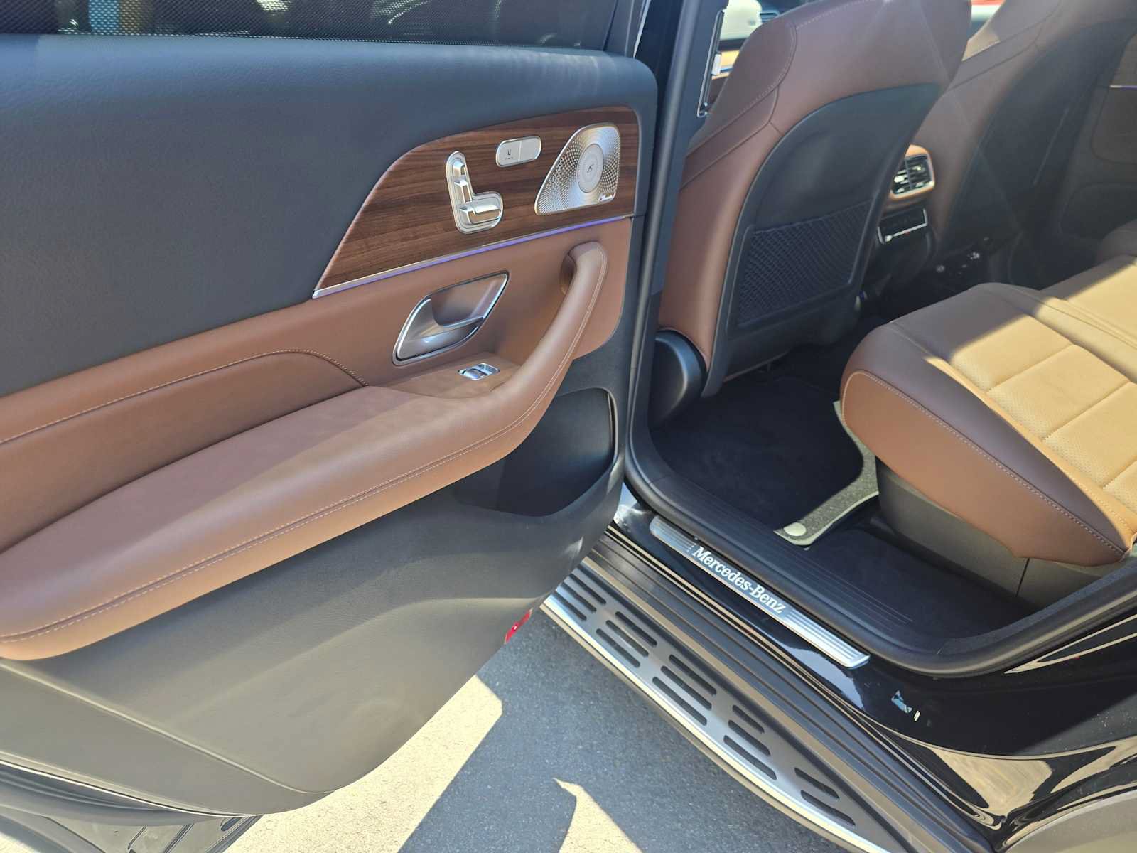 Certified 2026 Mercedes-Benz GLS 450 4MATIC image 17