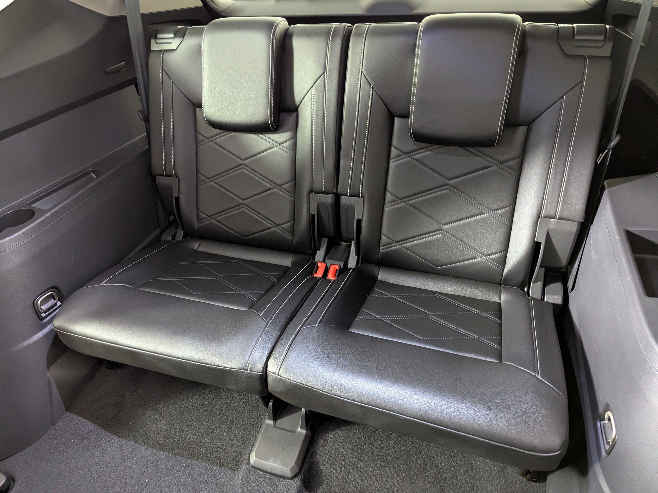 Used 2024 Volkswagen Atlas SE FWD image 18