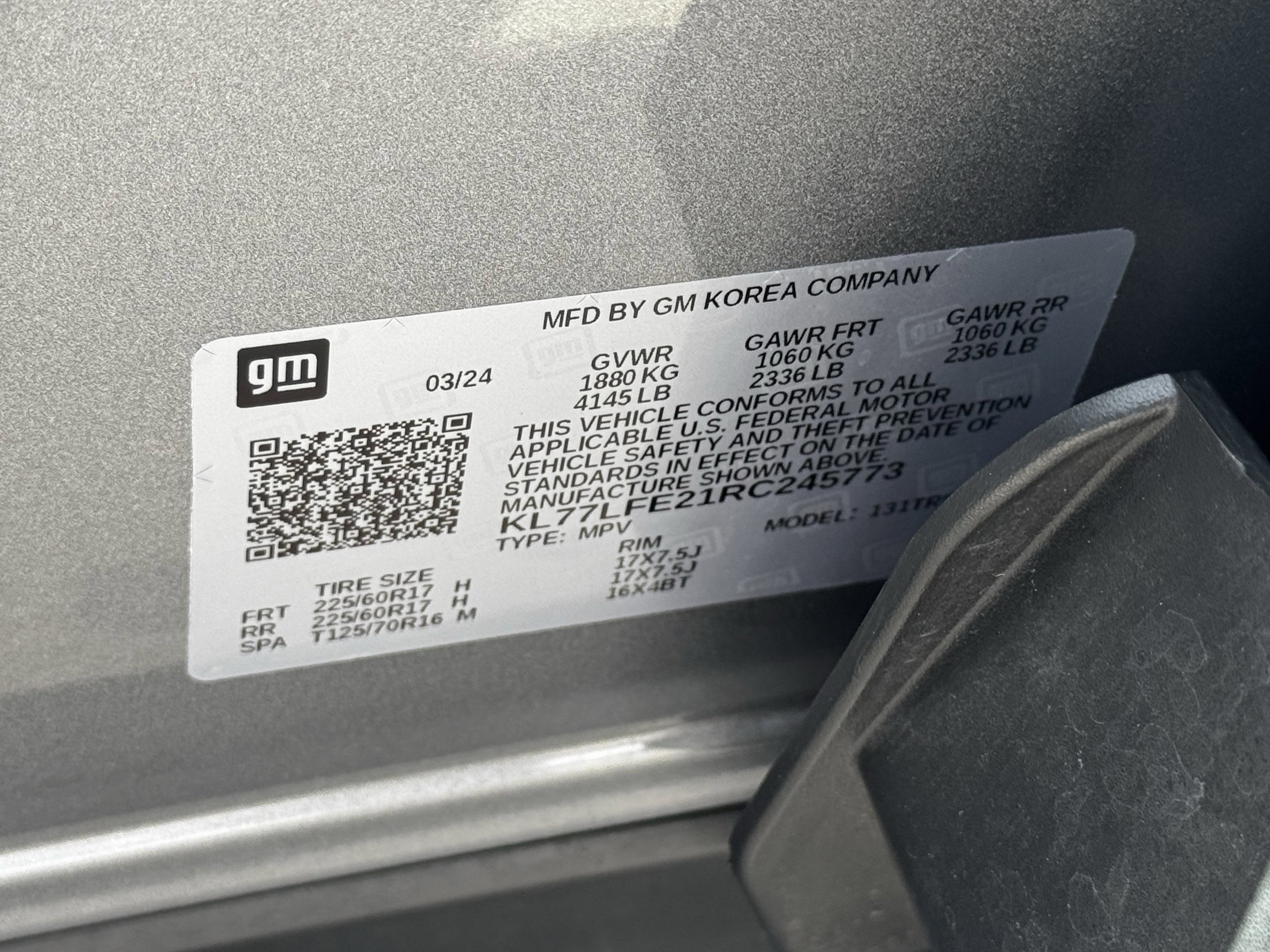 Used 2024 Chevrolet Trax LS w/ LS Convenience Package FWD image 30