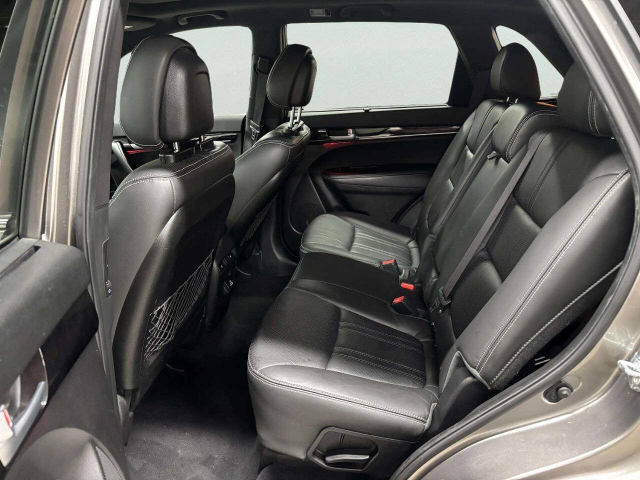 Used 2015 Kia Sorento SX FWD image 17