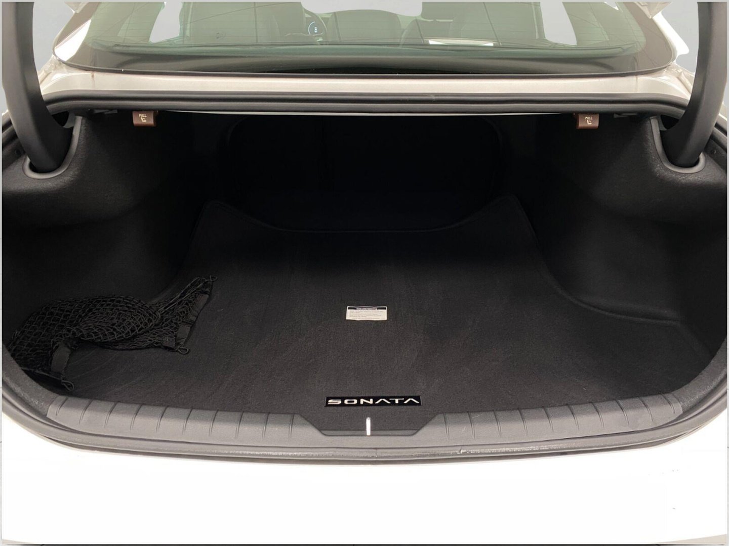 Certified 2025 Hyundai Sonata Limited FWD image 5