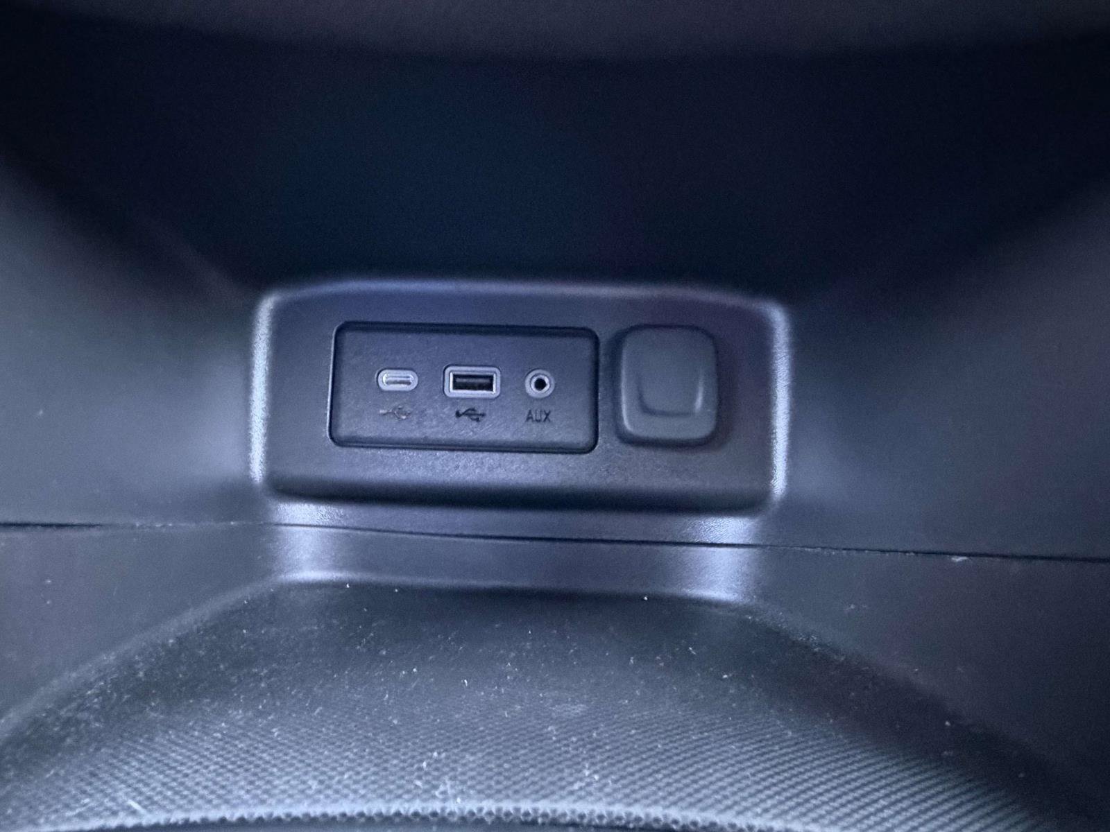 Certified 2024 Chevrolet Equinox RS AWD/4WD image 24
