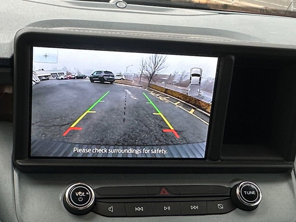 Used 2024 Ford Maverick Lariat w/ FX4 Off-Road Package image 18