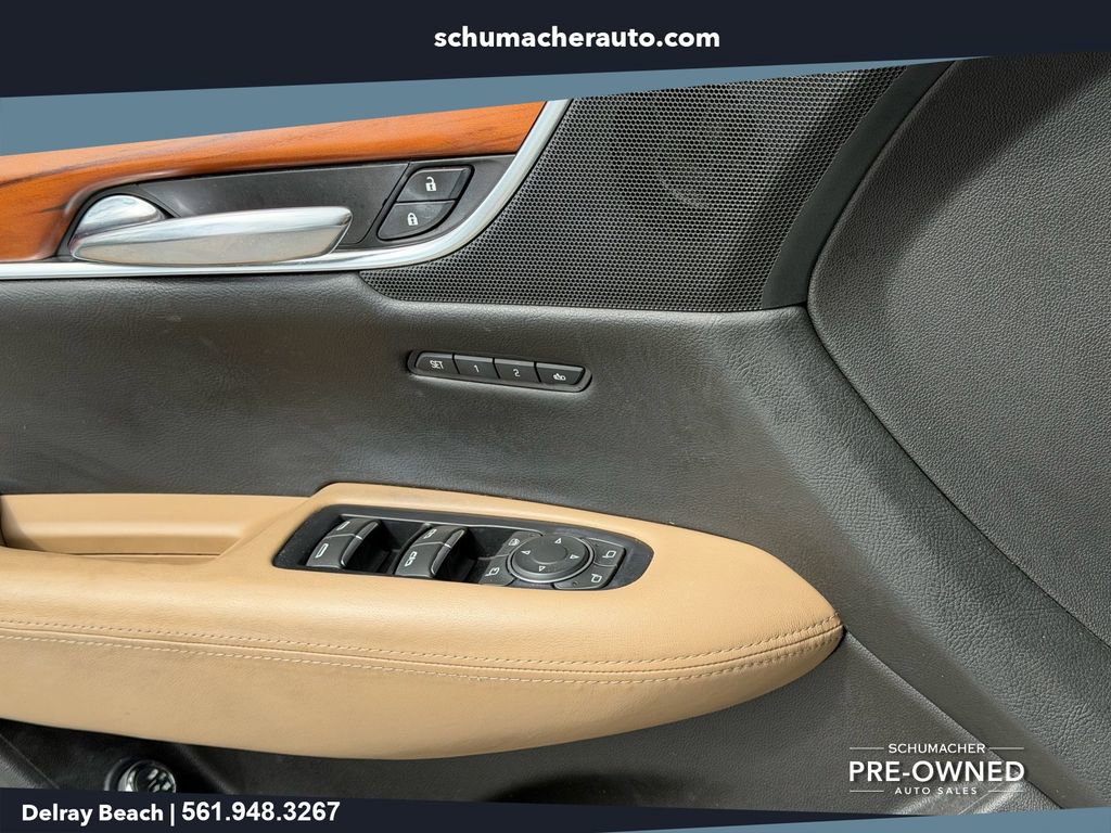 Used 2017 Cadillac XT5 Platinum w/ Driver Assist Package AWD/4WD image 25