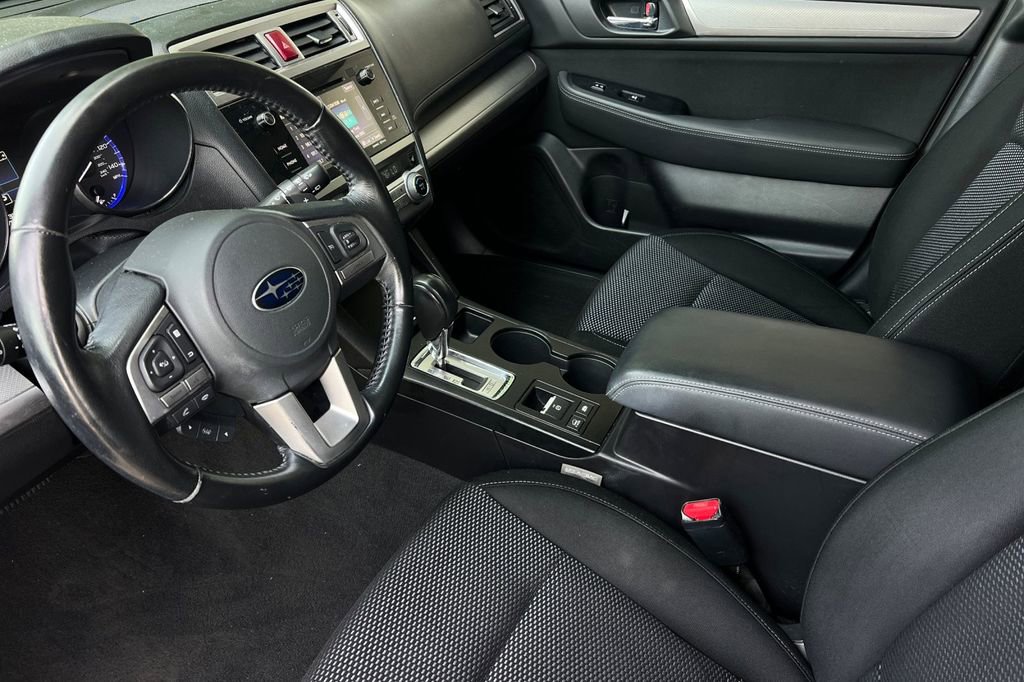 Used 2016 Subaru Outback 2.5i Premium image 12