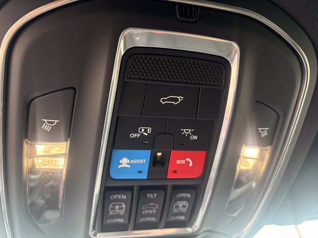 New 2027 Jeep Grand Cherokee L Limited AWD/4WD image 30