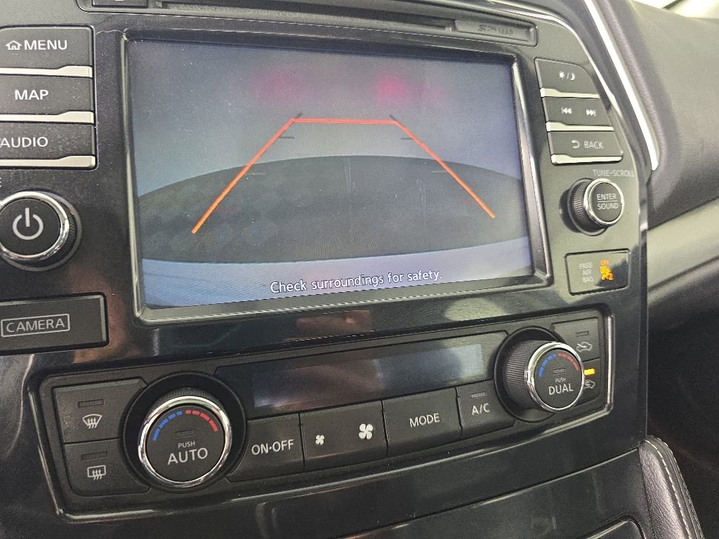 Used 2016 Nissan Maxima 3.5 SL FWD image 17