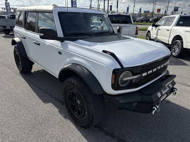 Used 2022 Ford Bronco Wildtrak image 3