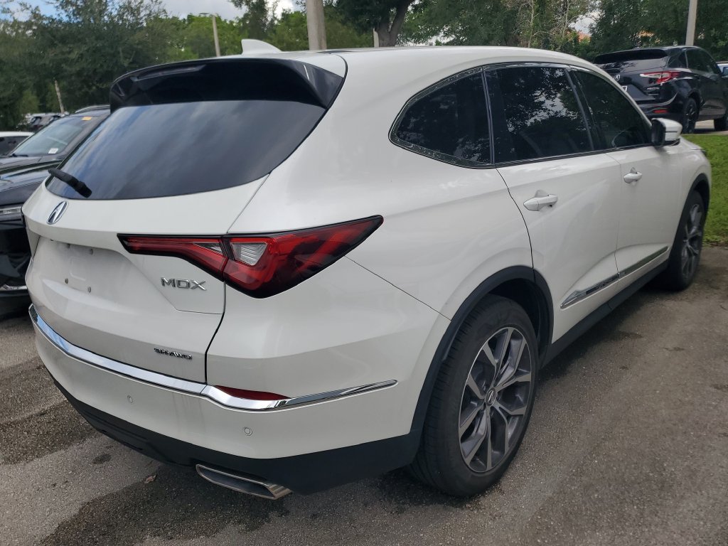 Used 2024 Acura MDX w/ Technology Package AWD/4WD image 7