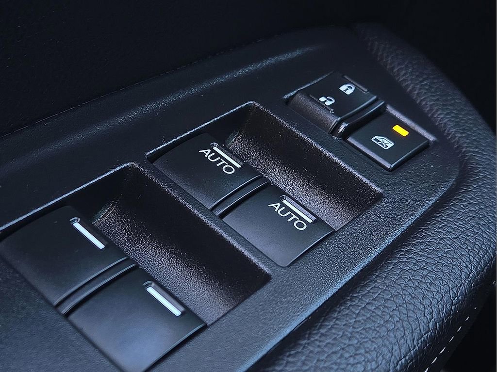 Used 2025 Honda Ridgeline RTL image 16