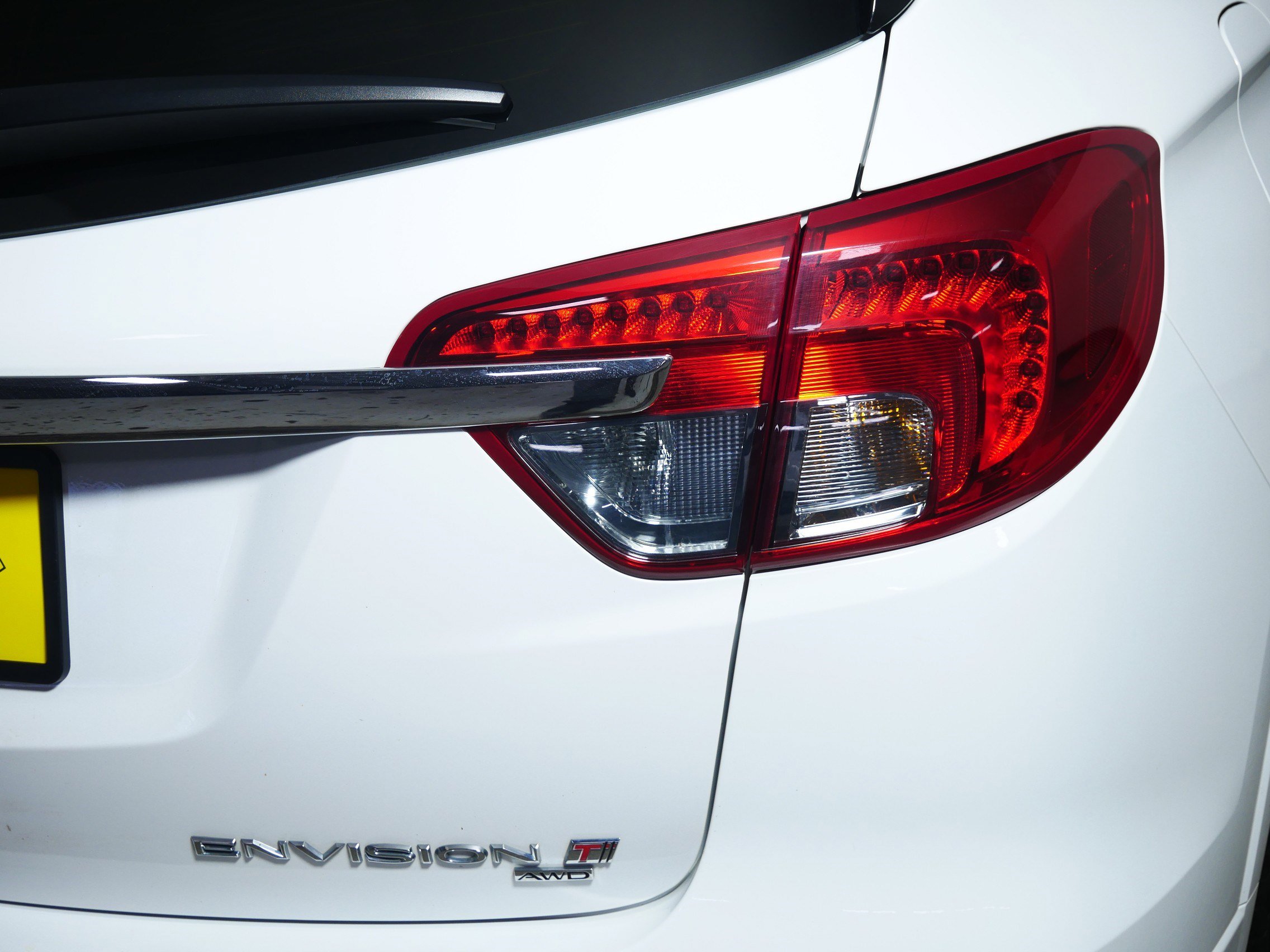 Used 2017 Buick Envision Premium w/ Driver Confidence Package image 17