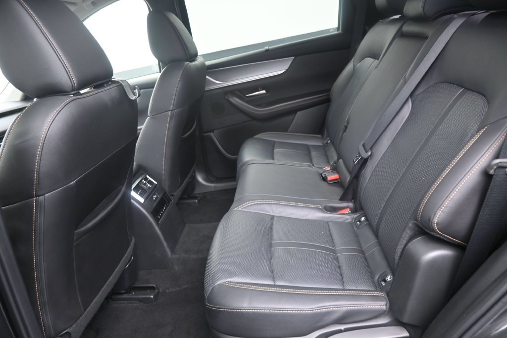 Used 2024 MAZDA CX-90 3.3 Turbo w/ Preferred Package AWD/4WD image 14