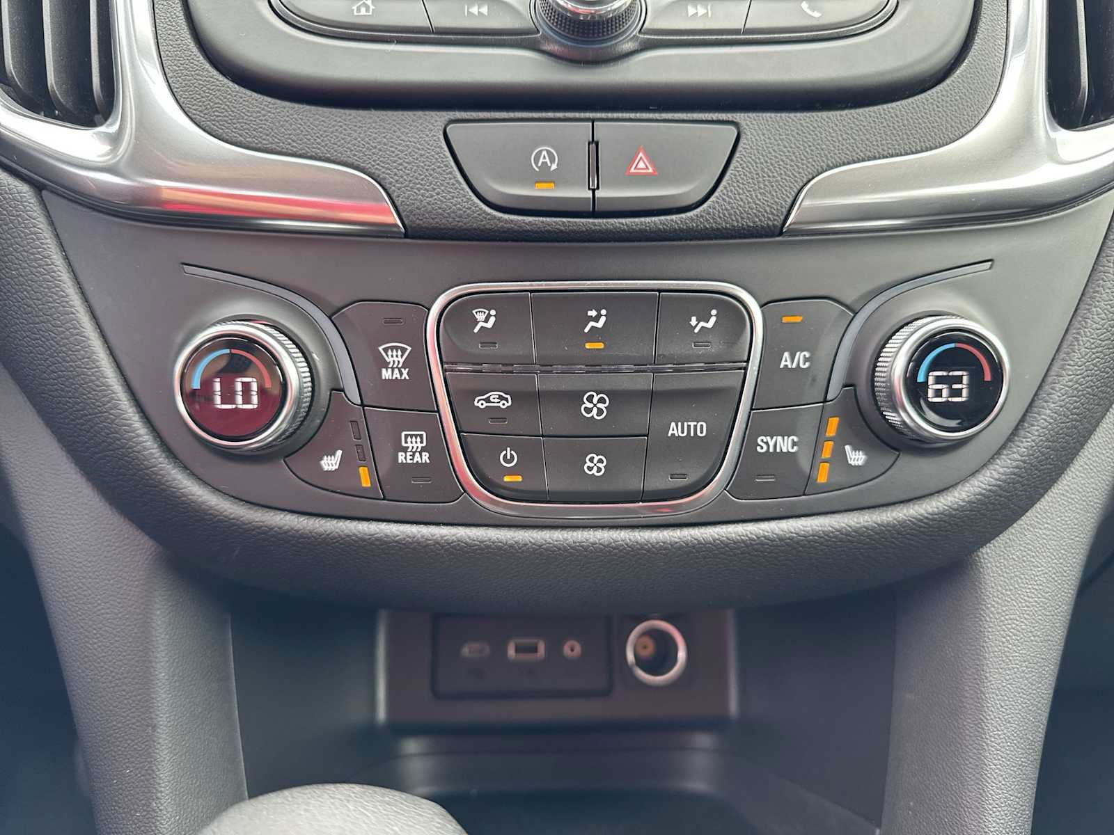 Certified 2024 Chevrolet Equinox LT AWD/4WD image 7