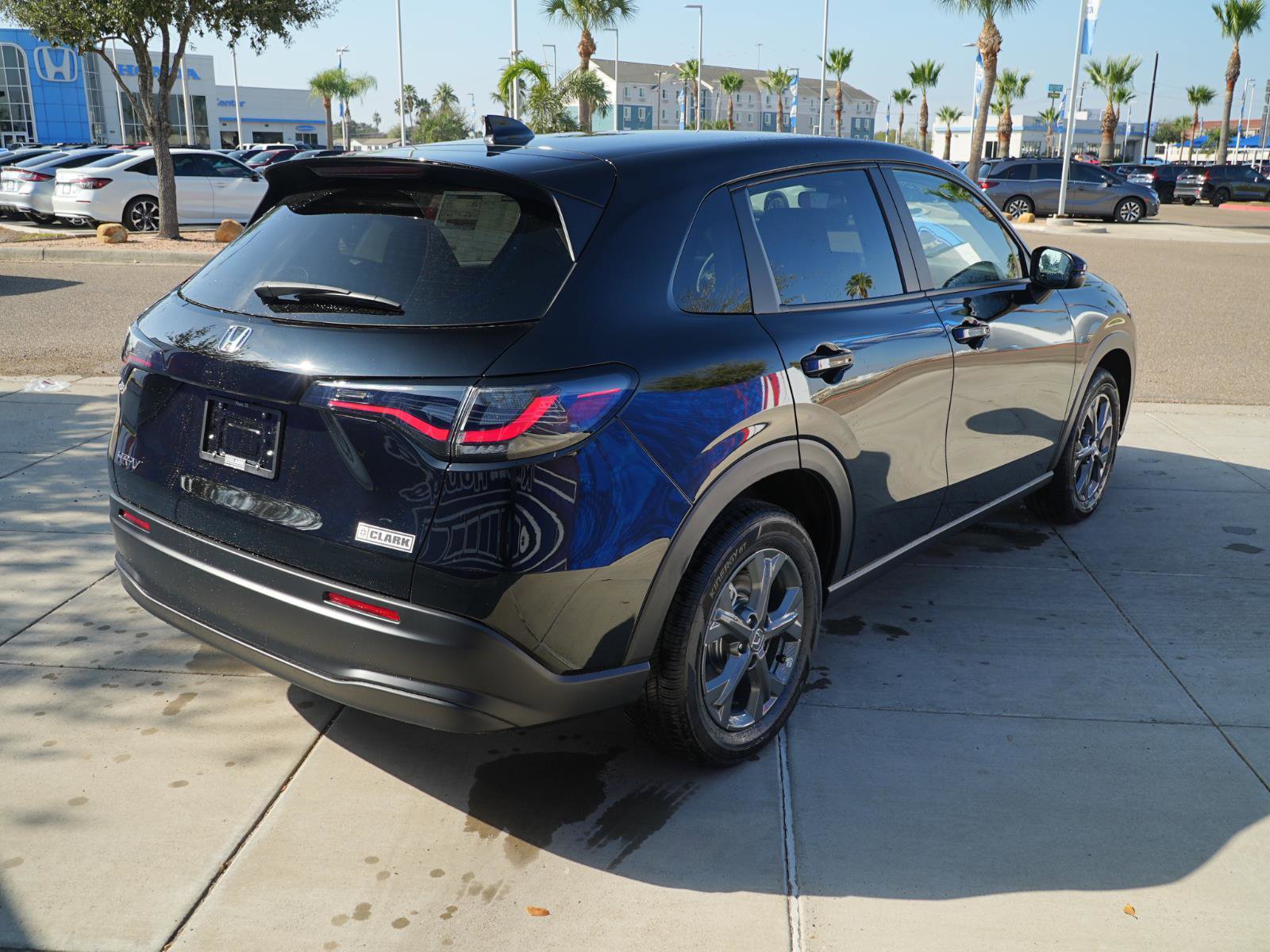 New 2026 Honda HR-V LX image 5