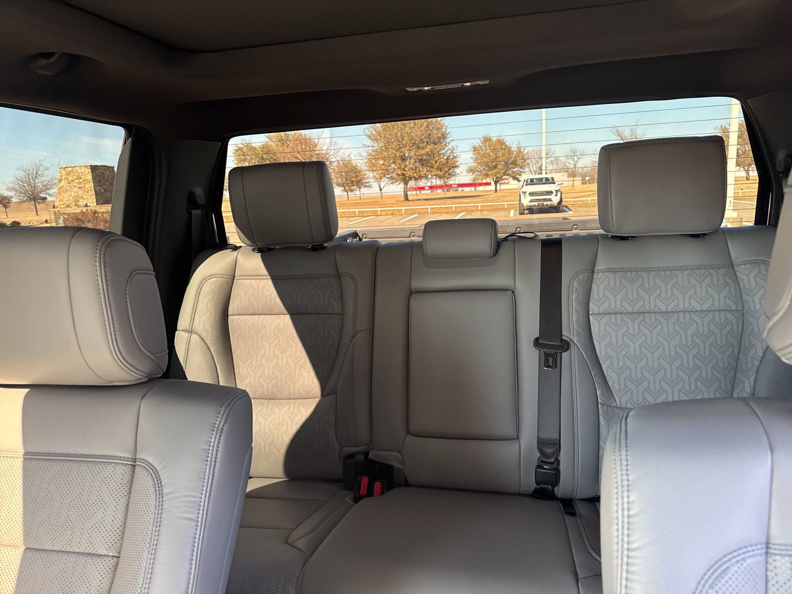 Used 2025 Toyota Tundra Limited image 11