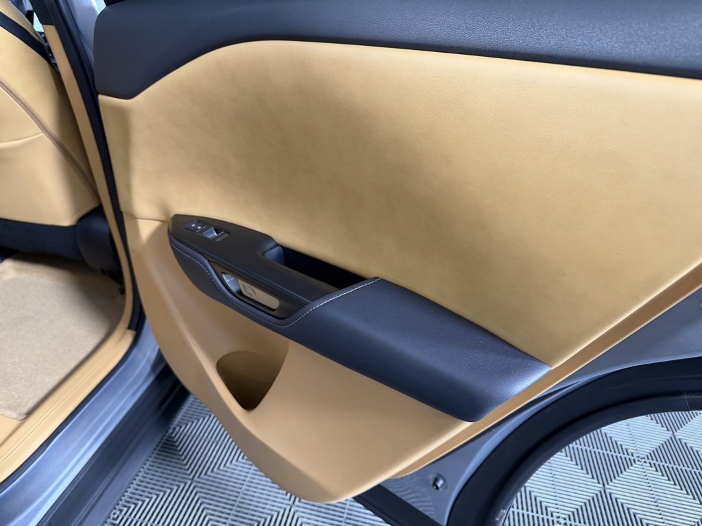 Used 2024 Lexus RZ 300e Premium image 30