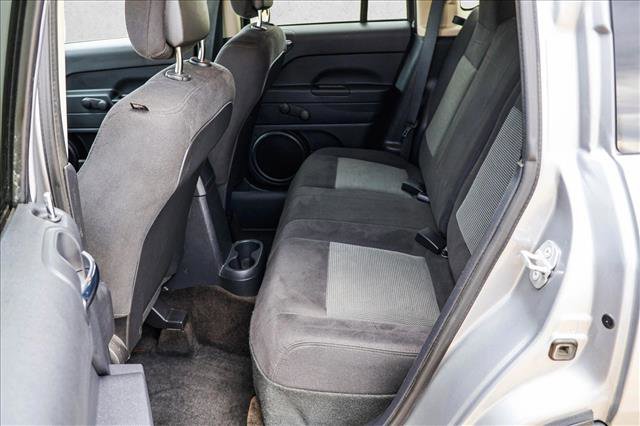 Used 2016 Jeep Compass Sport FWD image 19