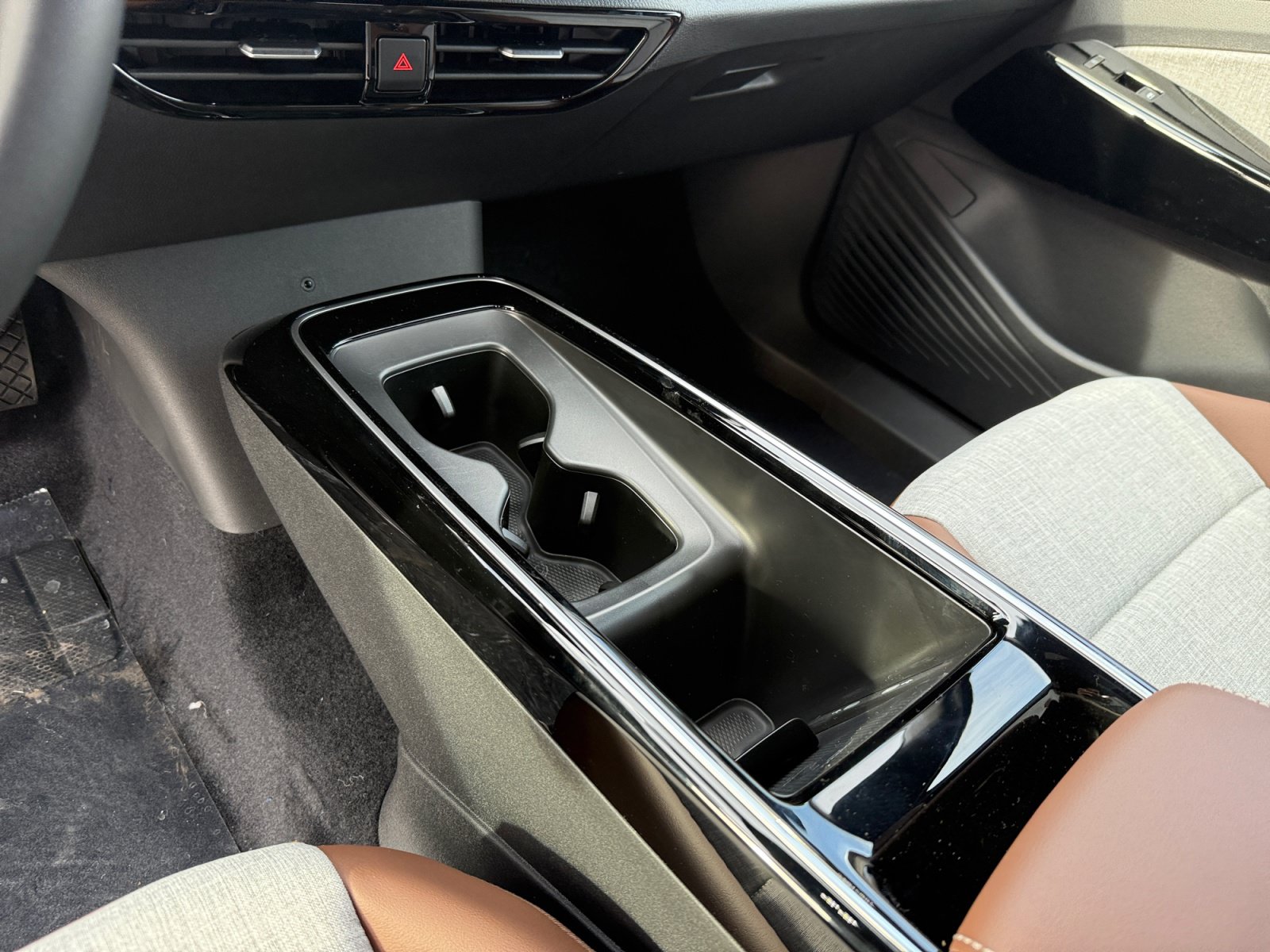 New 2026 Volkswagen ID.4 Pro RWD image 13