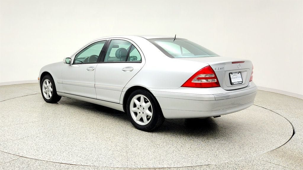 Used 2003 Mercedes-Benz C 240 Sedan image 7