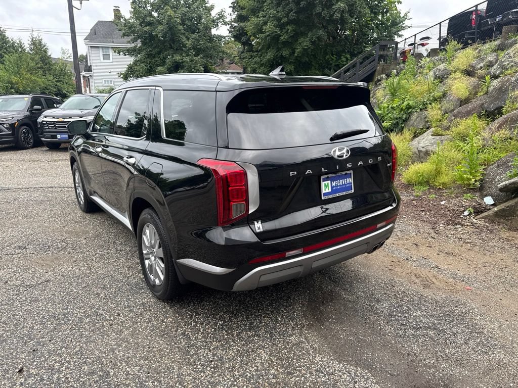 Used 2024 Hyundai Palisade SEL AWD/4WD image 3