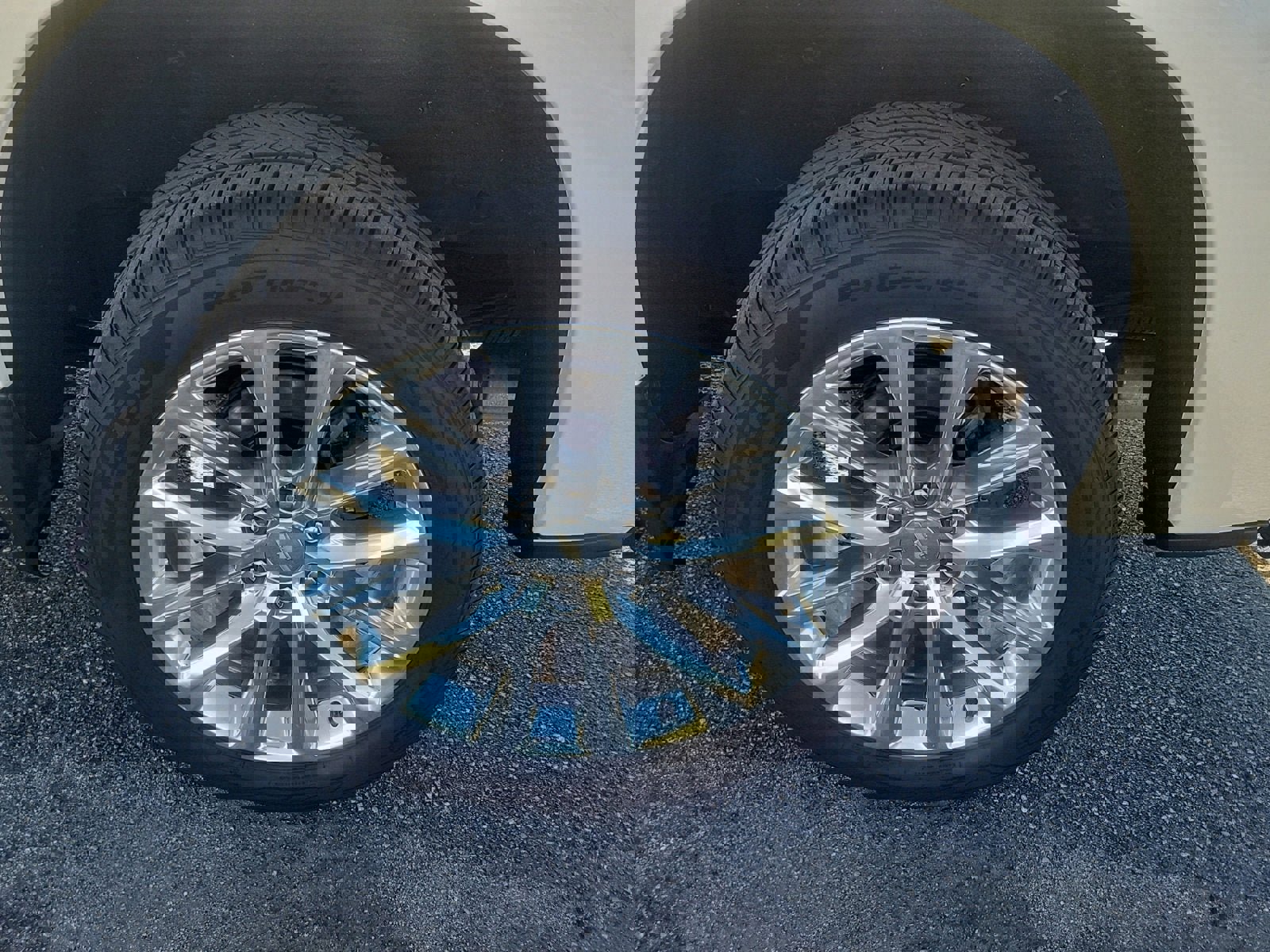 Used 2020 Chevrolet Silverado 1500 High Country w/ Technology Package image 9