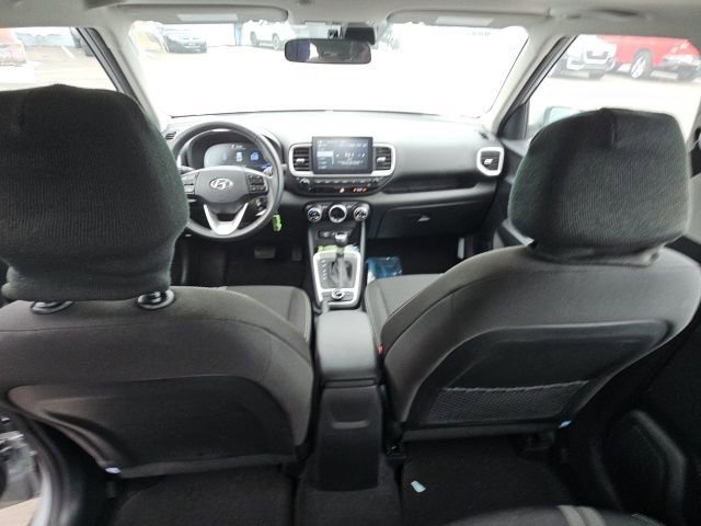 Used 2023 Hyundai Venue SEL image 27