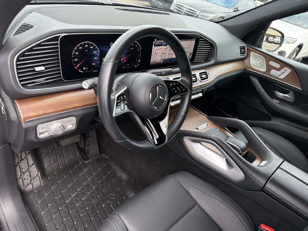 Used 2025 Mercedes-Benz GLE 350 4MATIC image 18