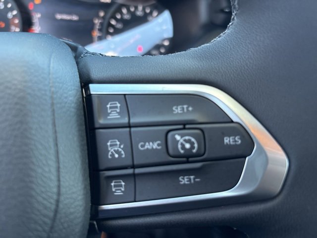 New 2025 Jeep Compass Limited w/ Sun & Sound Group image 12