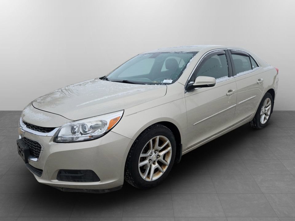 Used 2015 Chevrolet Malibu LT w/ Power Convenience Package image 12