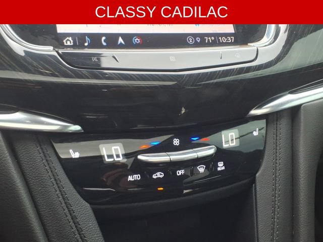 Used 2021 Cadillac XT6 Premium Luxury w/ LPO, Floor Liner Package AWD/4WD image 19