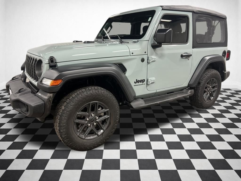 Used 2024 Jeep Wrangler Sport S image 4