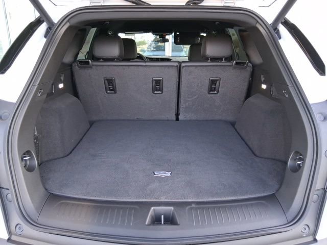 New 2026 Cadillac XT5 Luxury w/ LPO, Premium Carpet Package image 6