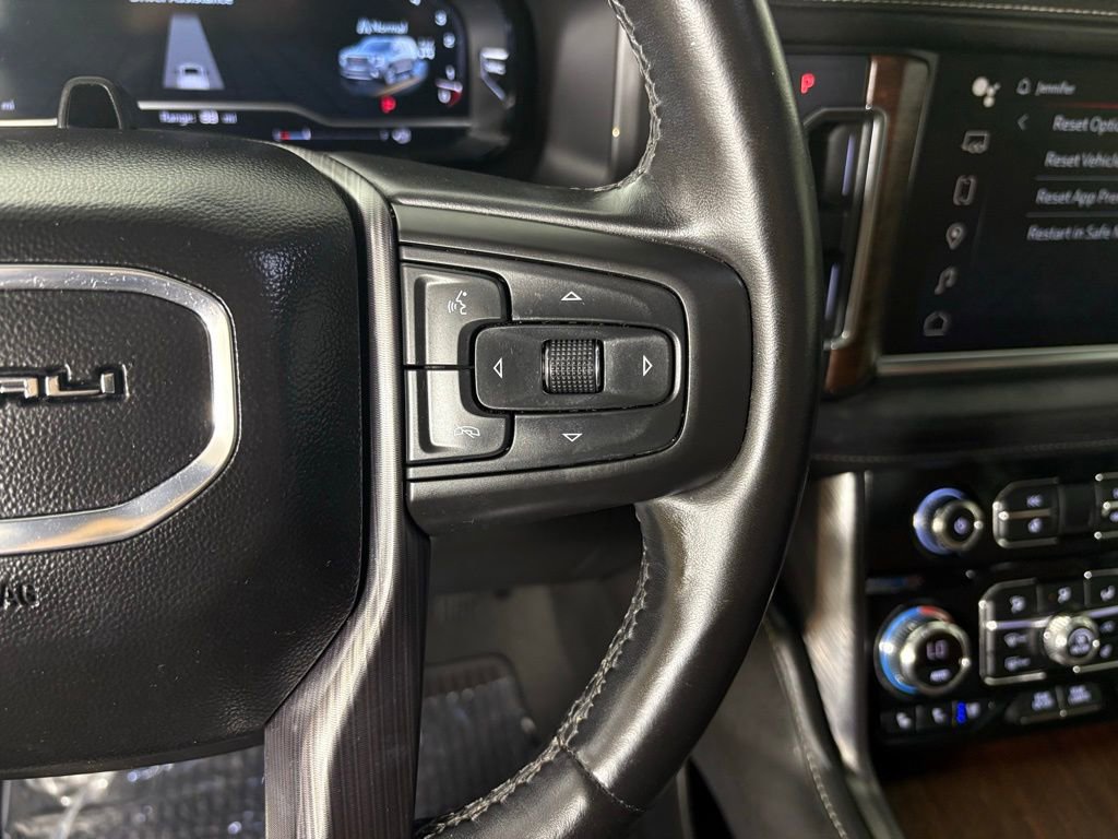 Used 2023 GMC Yukon Denali Ultimate image 25