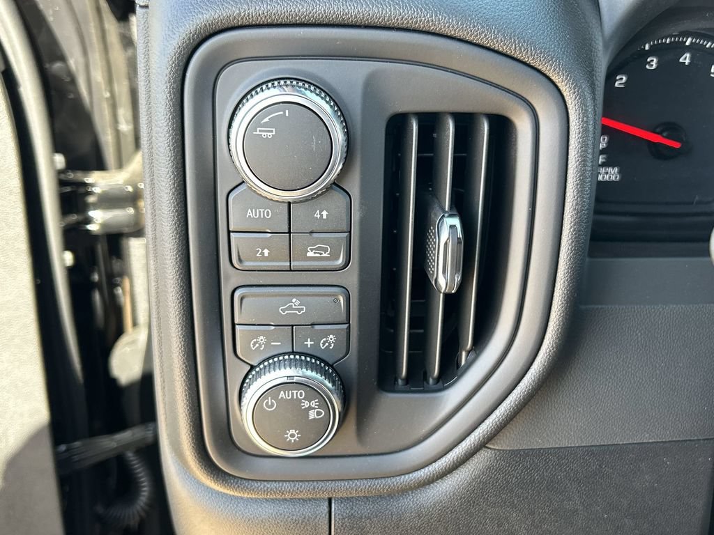New 2026 GMC Sierra 1500 Pro w/ Graphite Edition AWD/4WD image 18