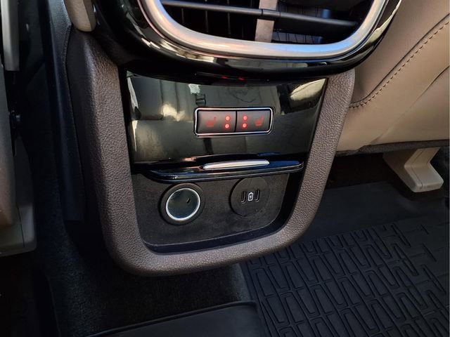 Used 2023 Lincoln Nautilus Reserve image 15