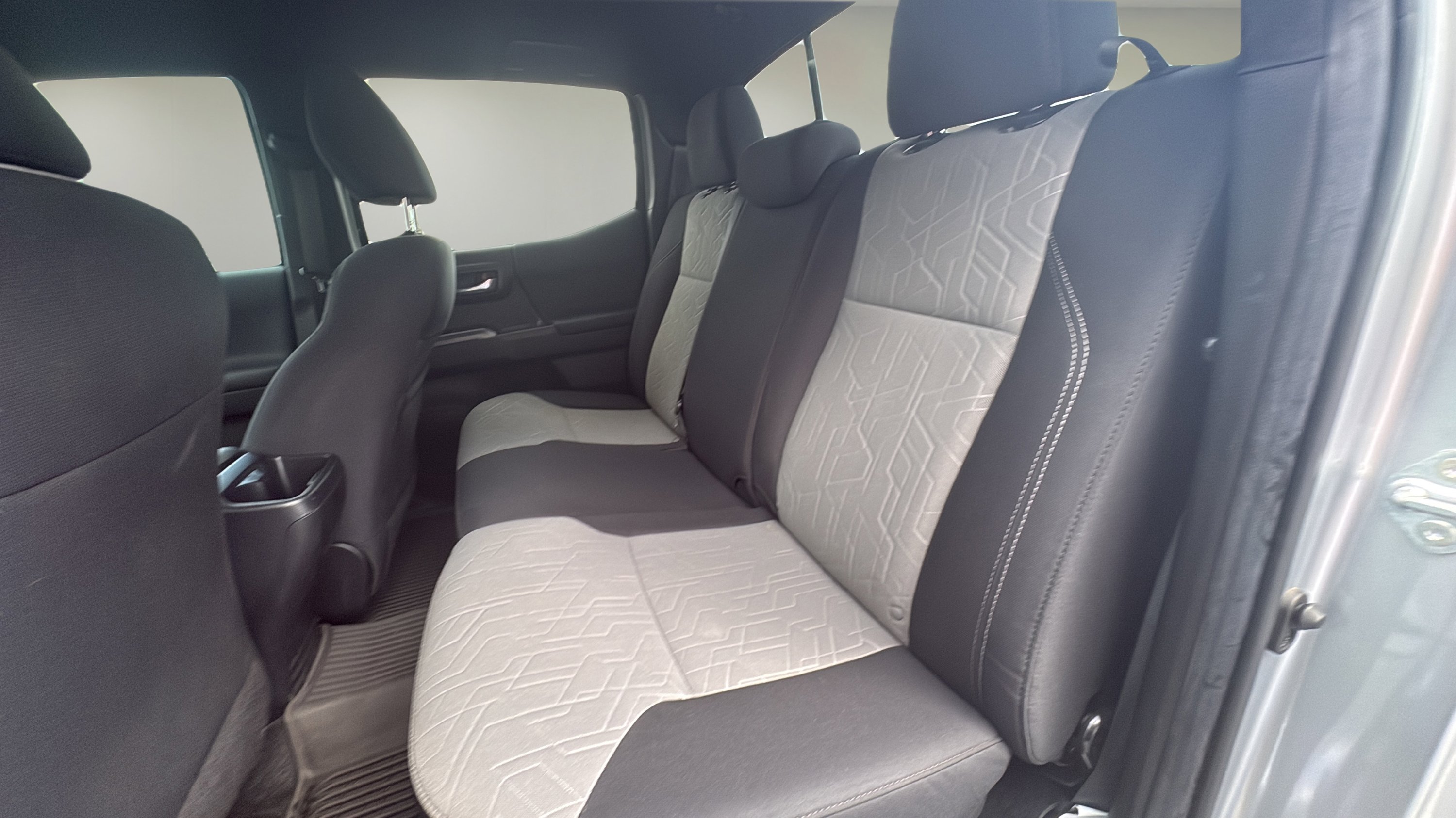 Used 2022 Toyota Tacoma TRD Off-Road image 14