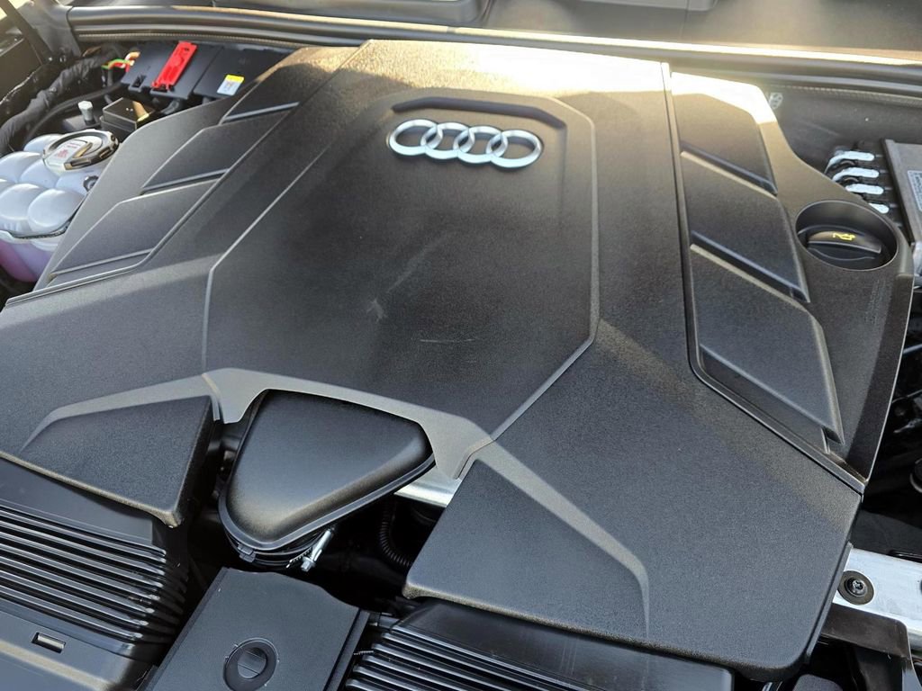Used 2023 Audi Q7 3.0T Prestige image 11