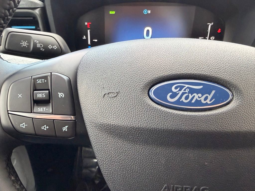 Used 2025 Ford Maverick XLT w/ Equipment Group 301A image 17