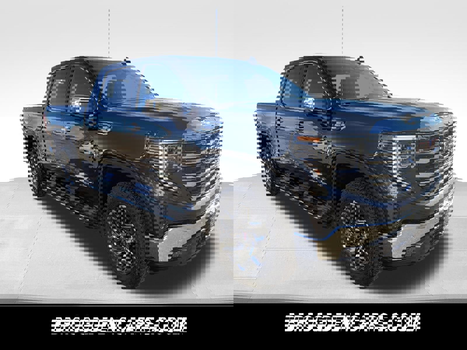 New 2026 GMC Sierra 1500 SLT w/ SLT Premium Plus Package image 1