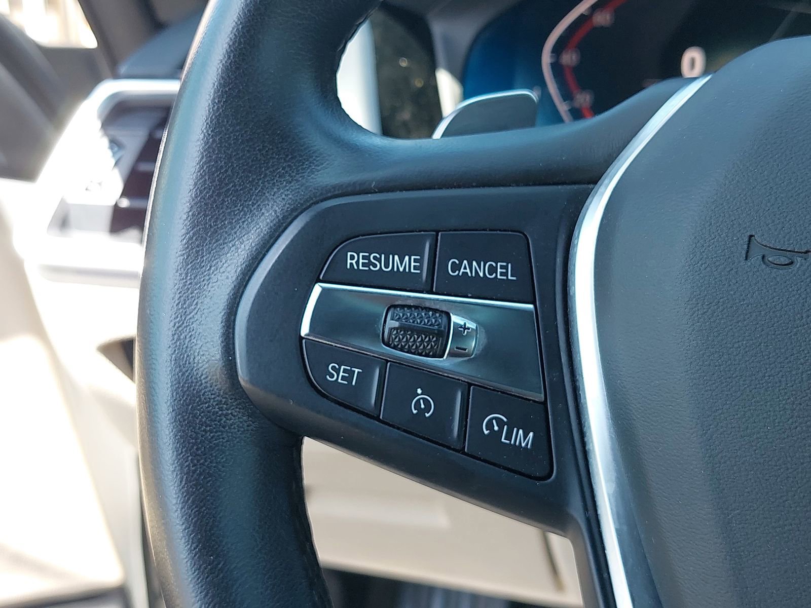 Used 2021 BMW 430i Coupe w/ Convenience Package RWD image 16