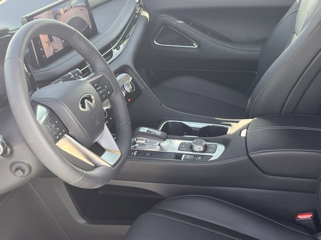 Certified 2026 INFINITI QX60 Luxe w/ Cargo Package image 11