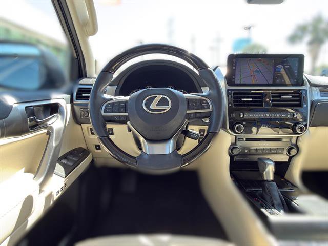 Used 2023 Lexus GX 460 Premium image 15