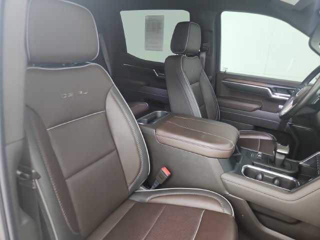 Used 2025 GMC Sierra 1500 Denali AWD/4WD image 25